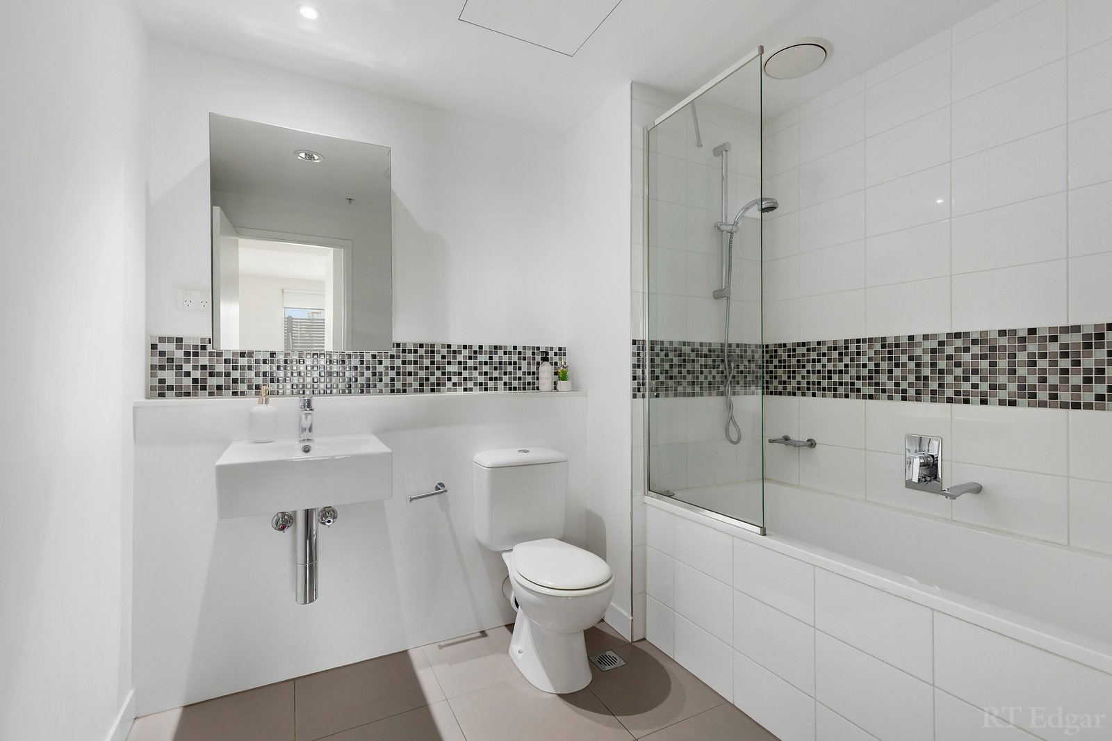 Real Estate and Property in 227/100 Plenty Road, Preston, VIC