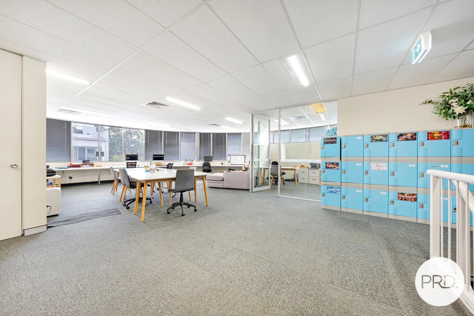 22/8 Avenue of Americas  NEWINGTON 9