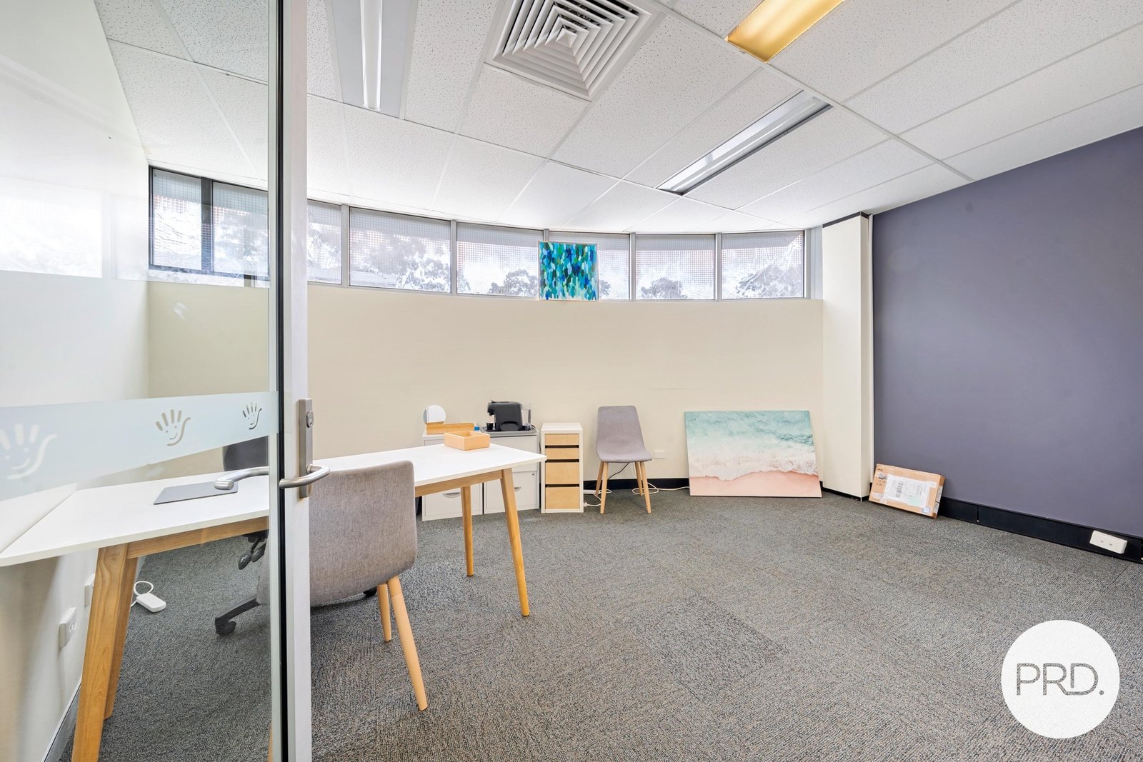 22/8 Avenue of Americas  NEWINGTON 13