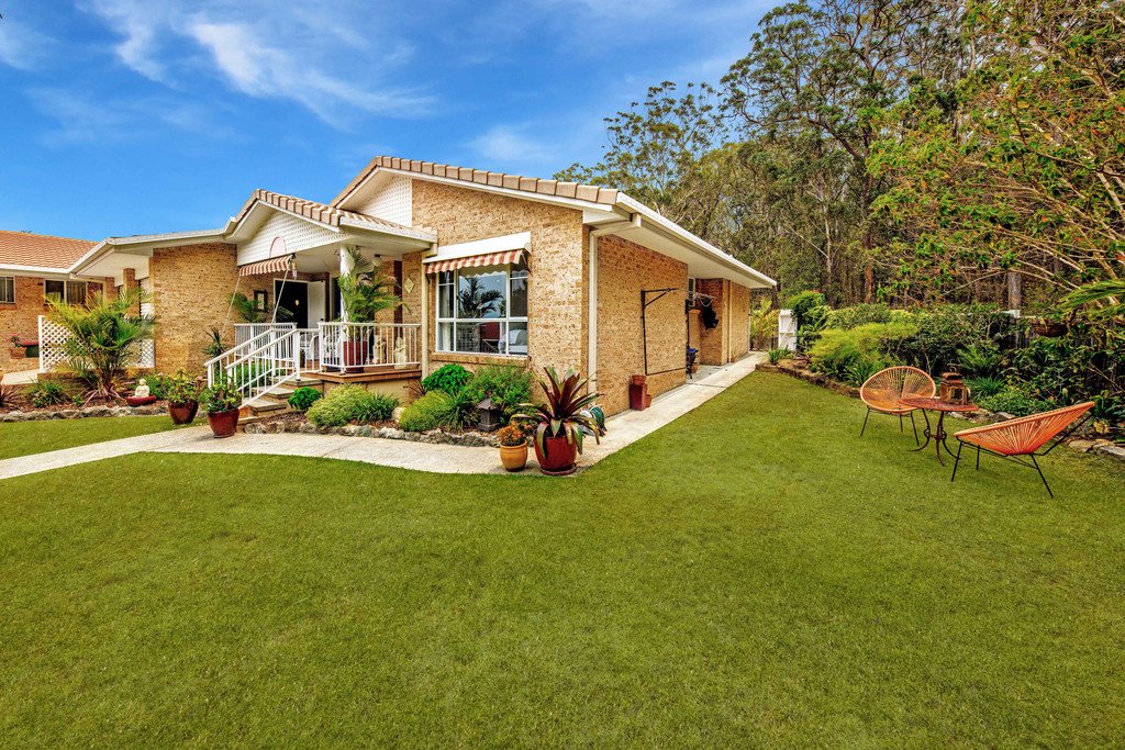 2/28 Blackbutt Crescent LAURIETON 1