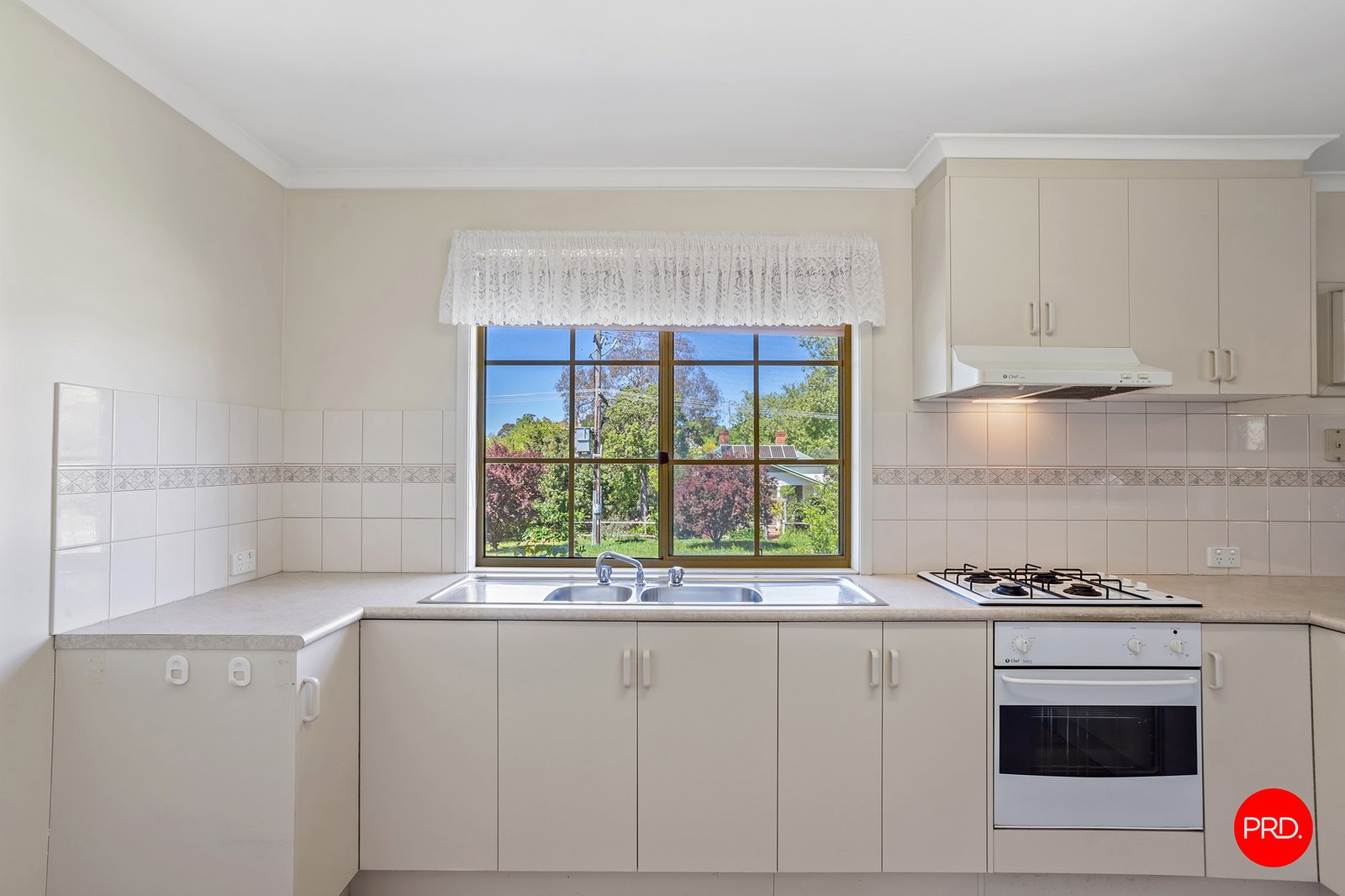 2/28 Bowden Street CASTLEMAINE 7