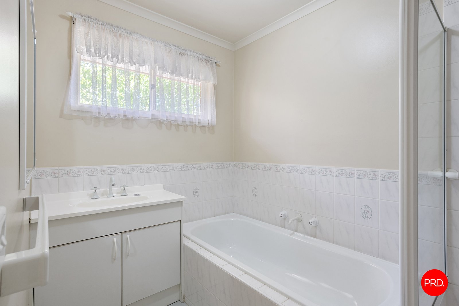 2/28 Bowden Street CASTLEMAINE 11