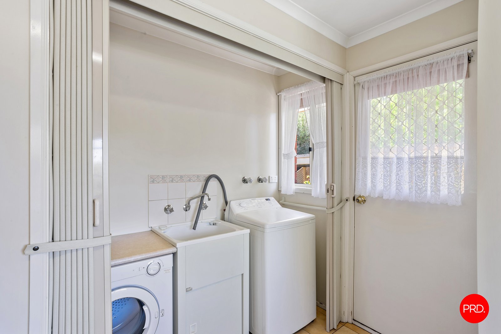 2/28 Bowden Street CASTLEMAINE 12
