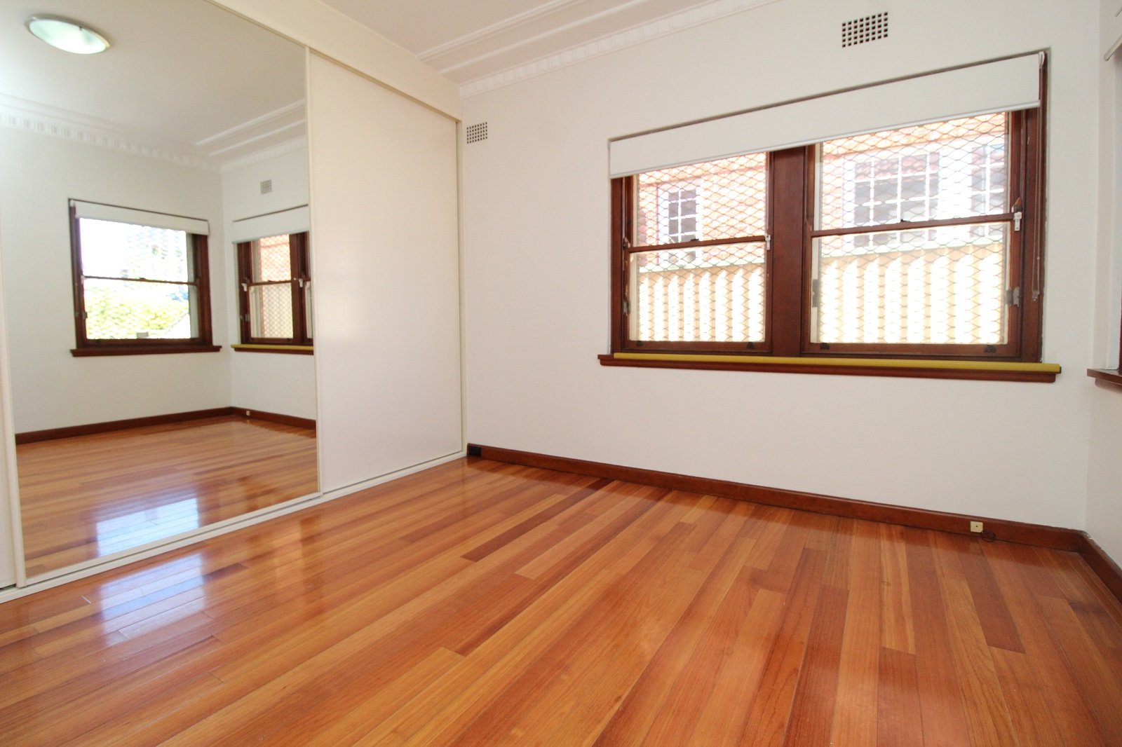 228 Kingsgrove Road KINGSGROVE 3