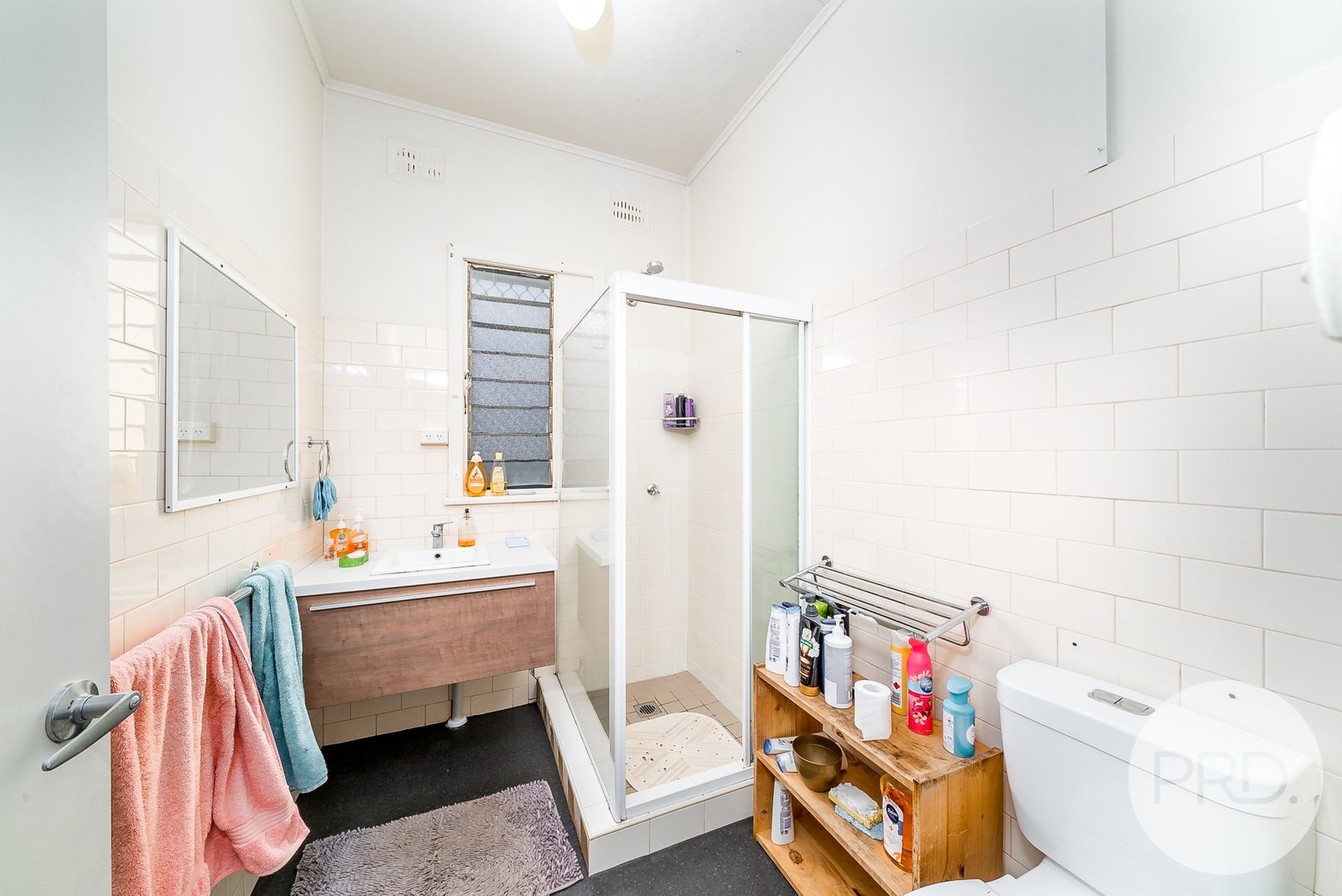 228 Lake Albert Road KOORINGAL 7