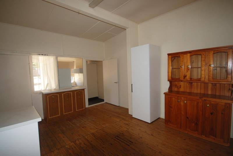 228 Lake Albert Road LAKE ALBERT 6