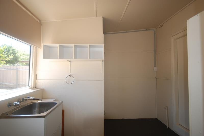 228 Lake Albert Road LAKE ALBERT 7