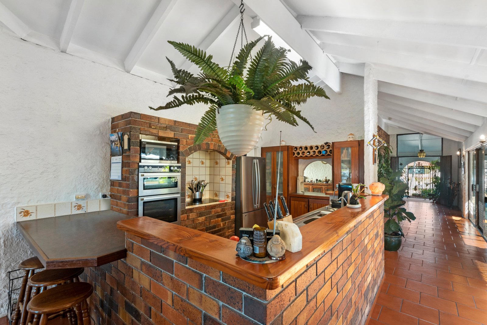 228 Mallawa Drive PALM BEACH 8