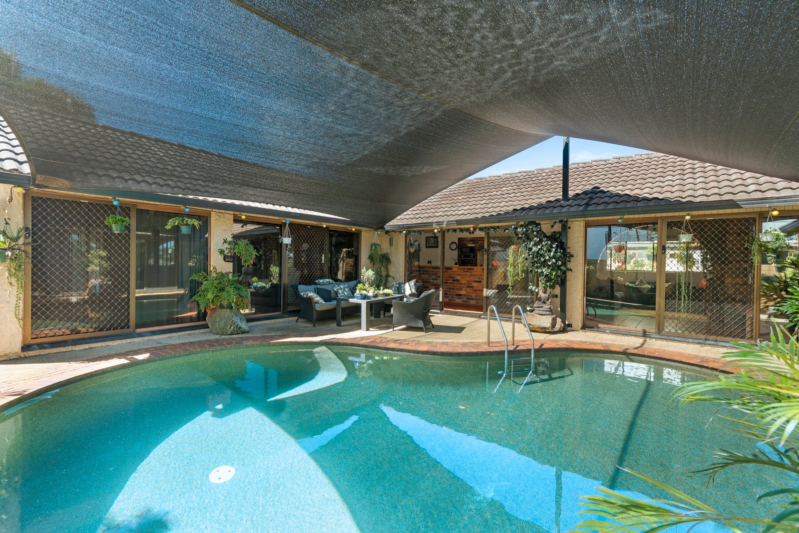 228 Mallawa Drive PALM BEACH 9