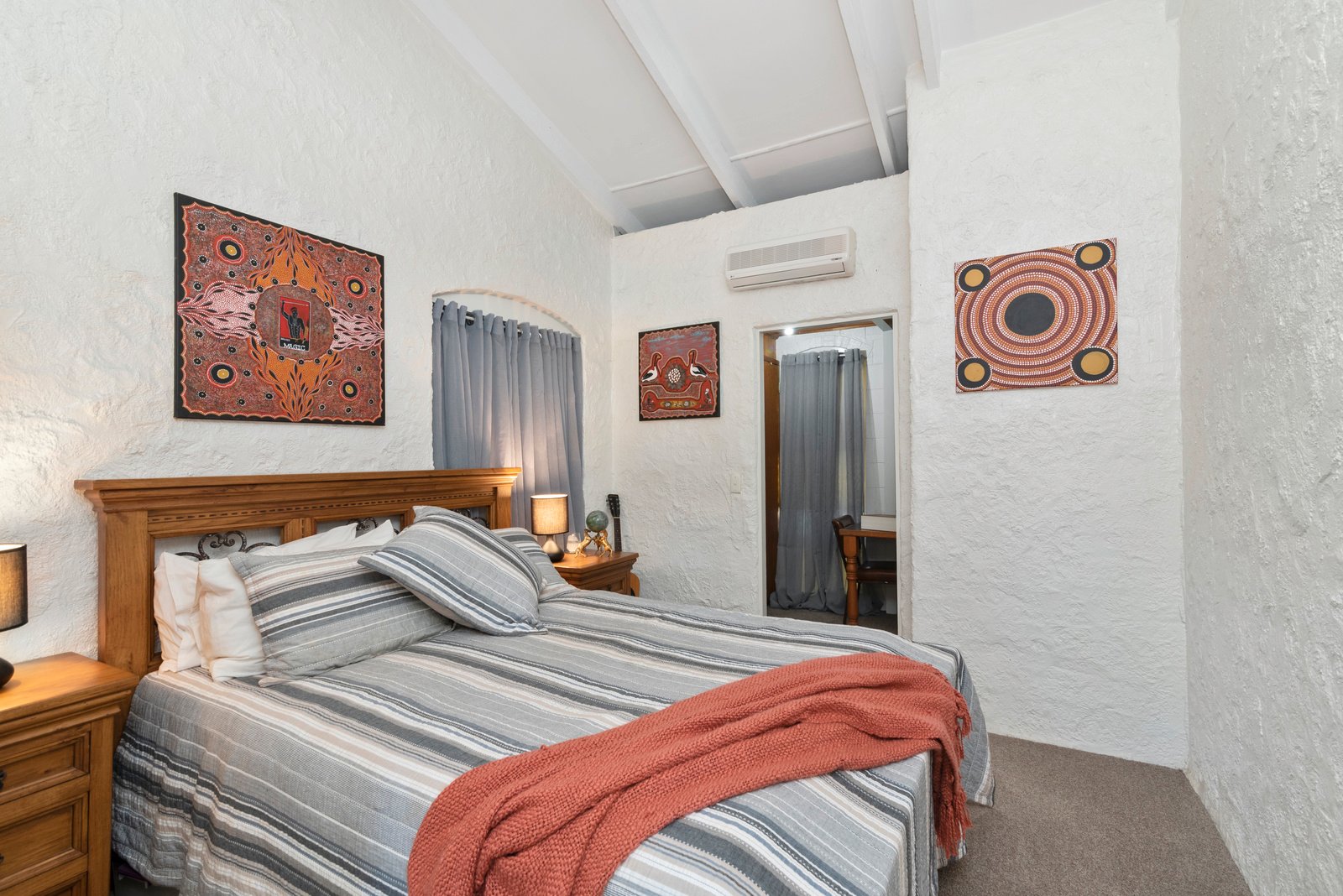 228 Mallawa Drive PALM BEACH 11