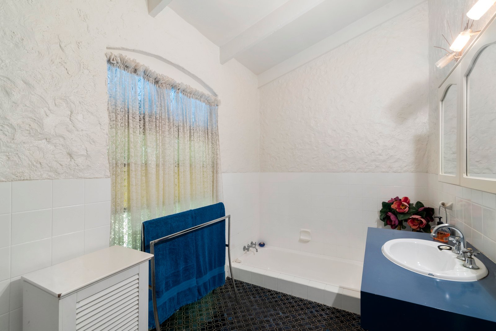 228 Mallawa Drive PALM BEACH 15