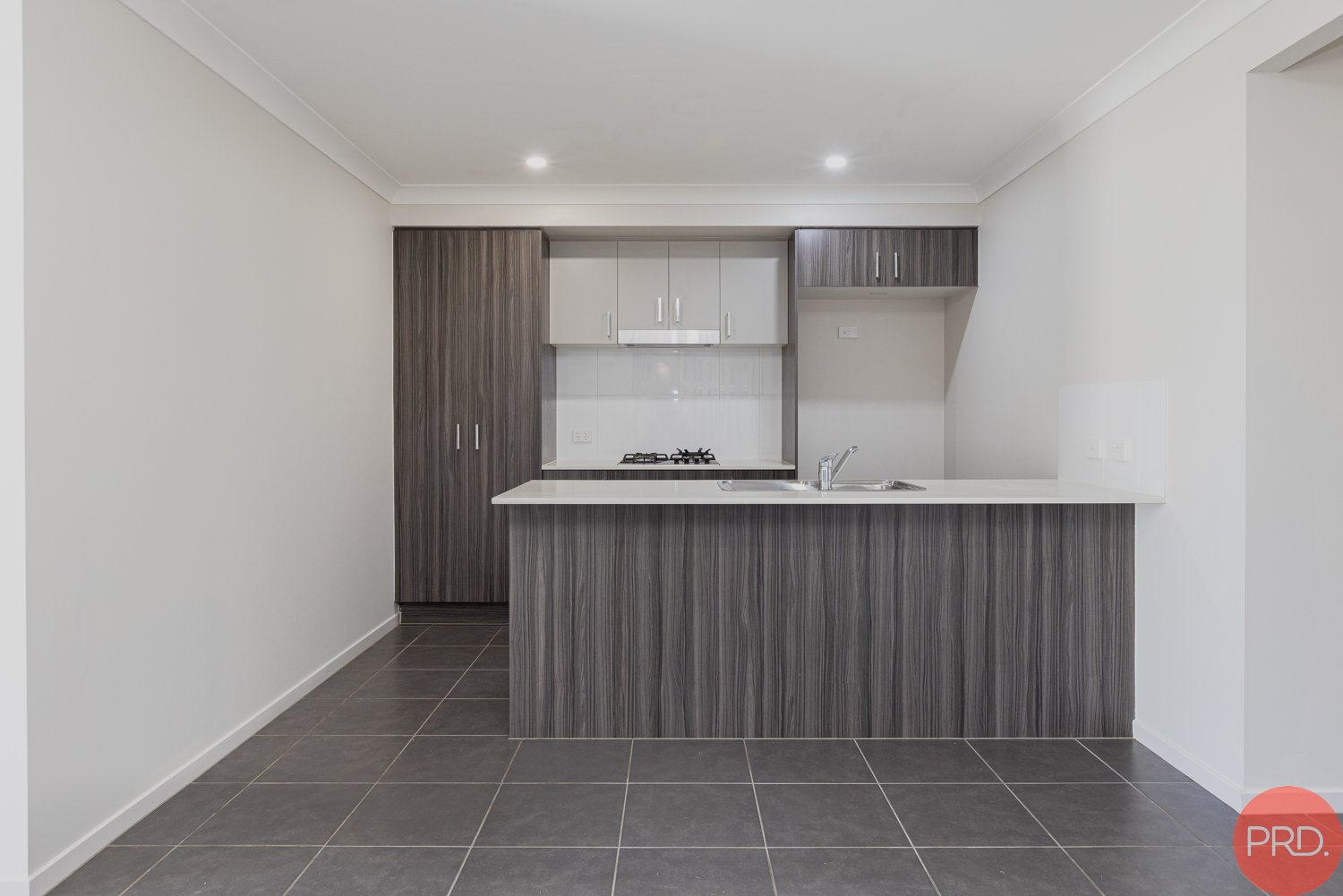 2/28 Thorncliffe Avenue THORNTON 6