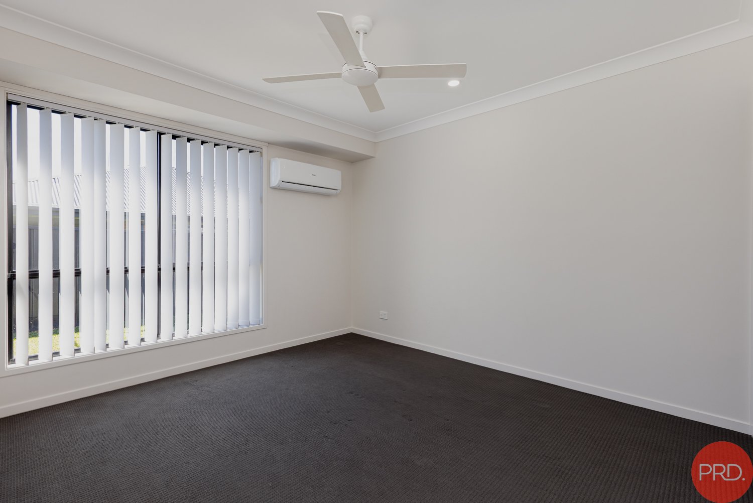 2/28 Thorncliffe Avenue THORNTON 11