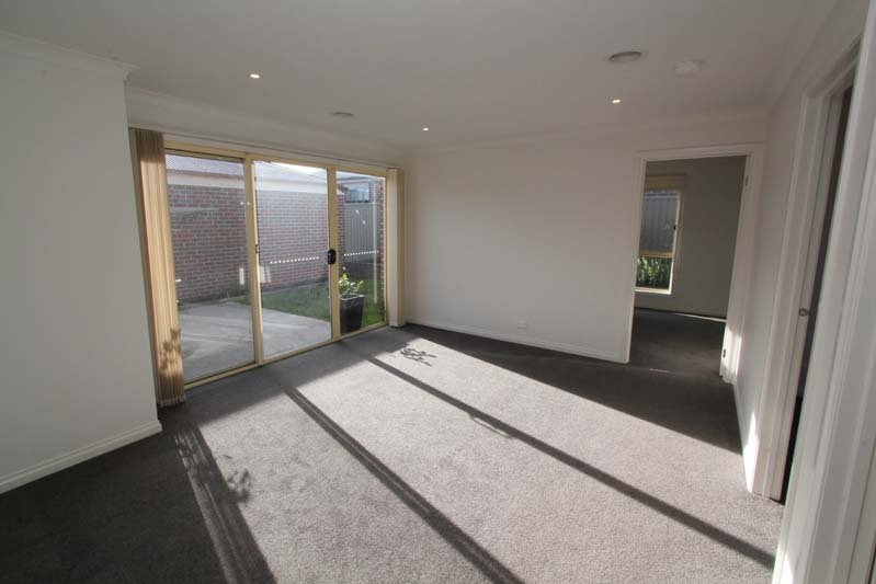 228 Walker Street SEBASTOPOL 6