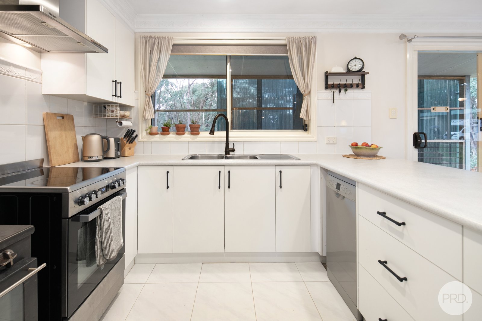 2280 Glenelg Highway SCARSDALE 3