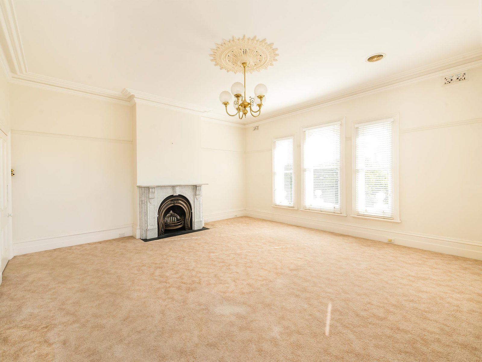 Gallery: 2/284 New Street