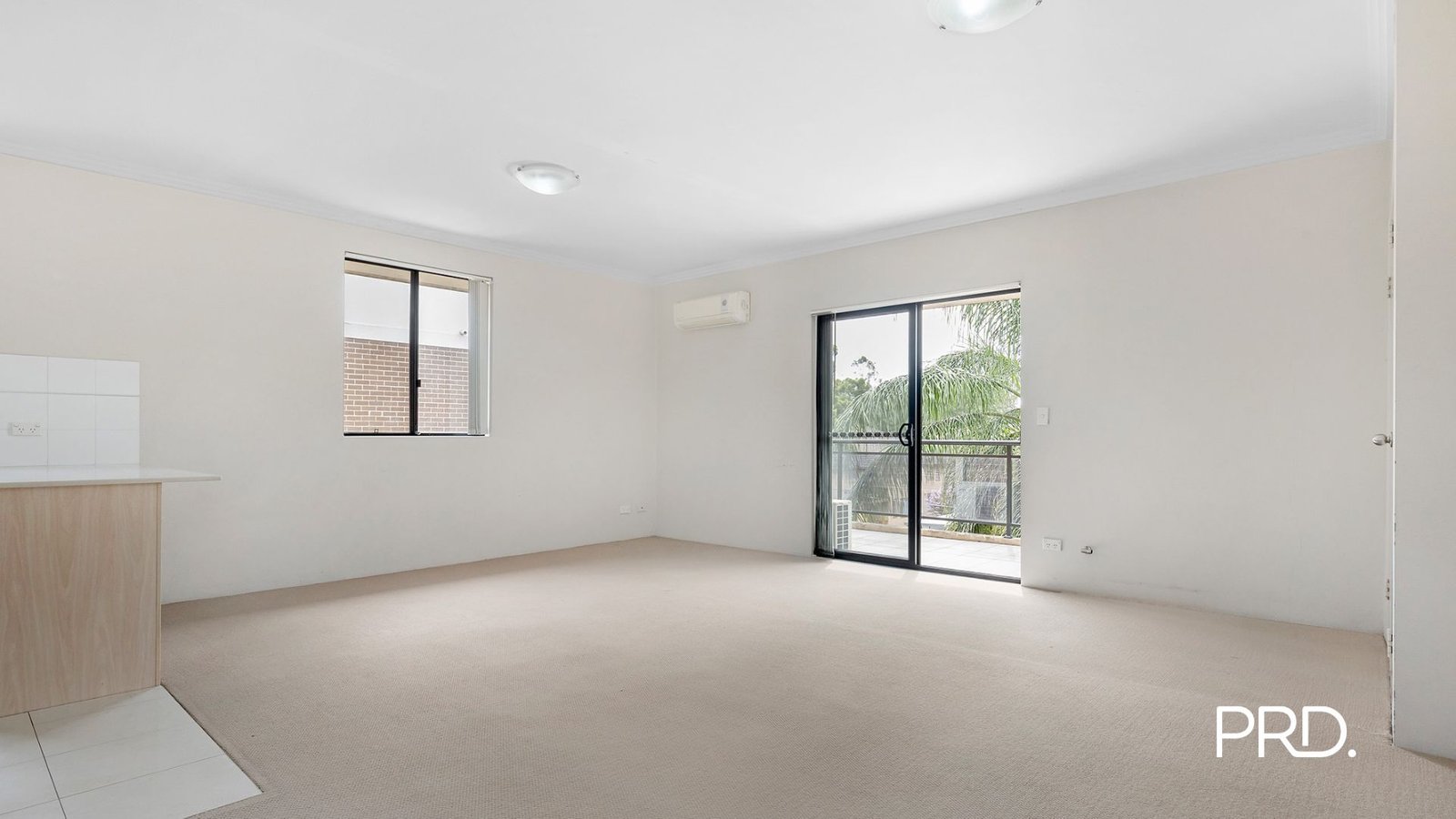 22/9-13 Dent Street Jamisontown 3