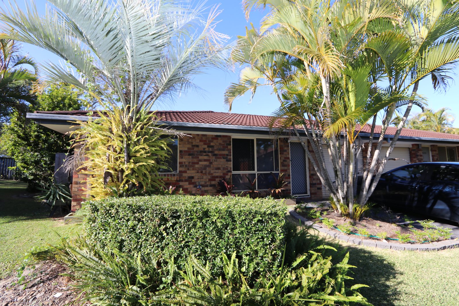 2/29-31 Golden Palms Court ASHMORE 13