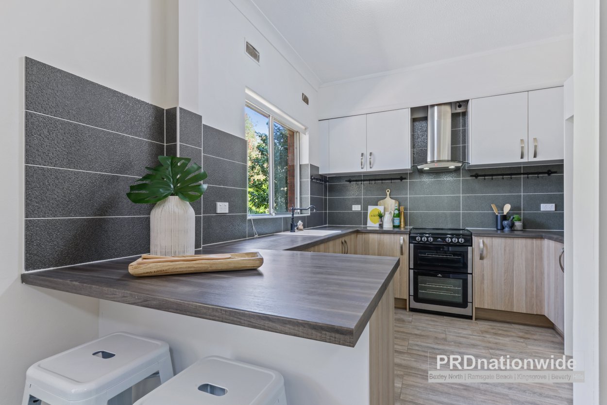 2/29-31 Warialda Street KOGARAH 3