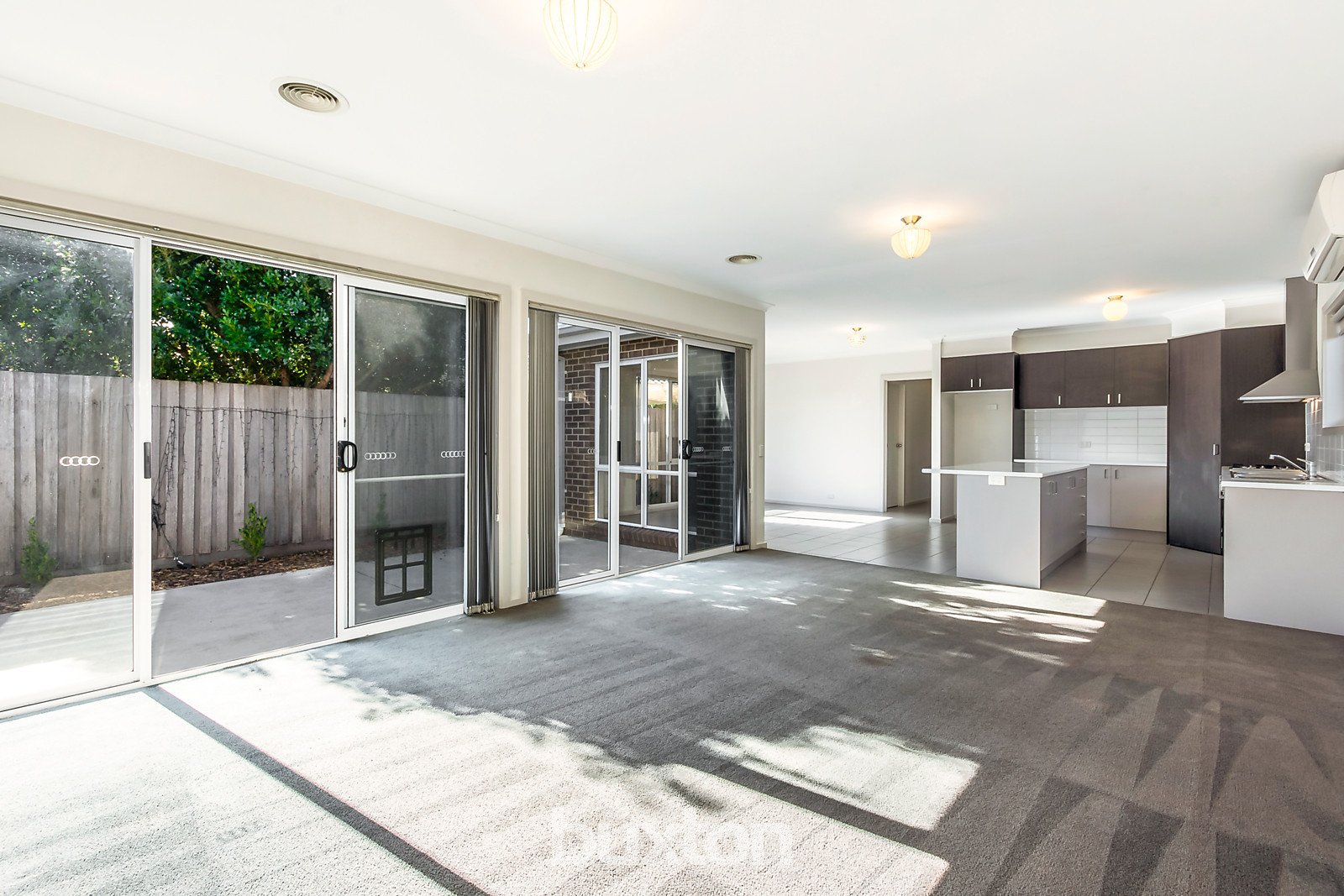 Gallery: 2/29 Christies Road