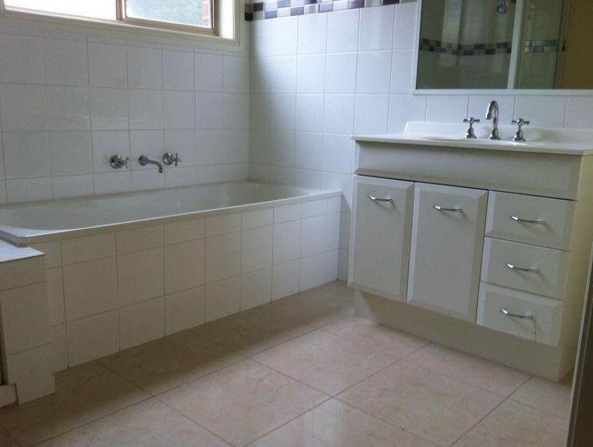 Gallery: 2/29 Coleraine Crescent
