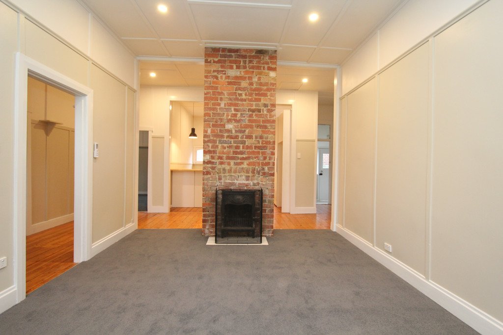 229 Dowling Street WENDOUREE 2