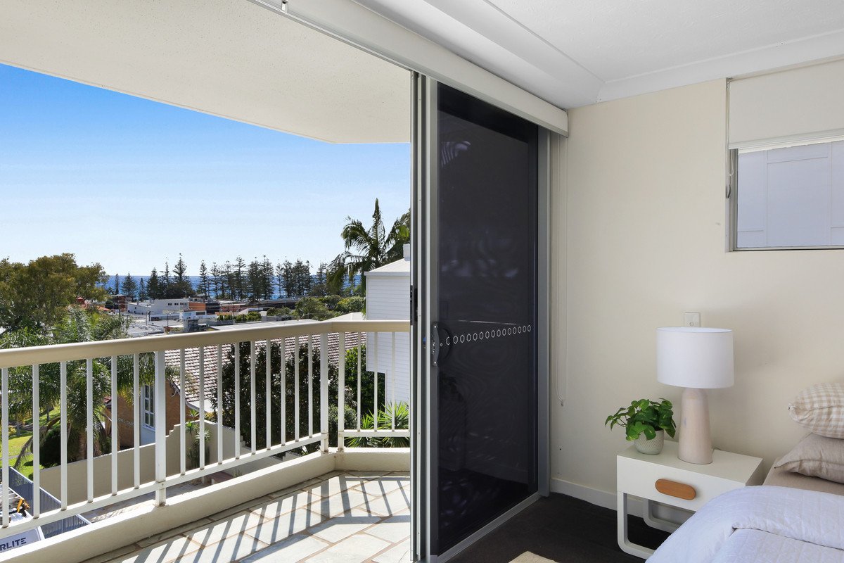 2/29 Ewart Street Burleigh Heads 10