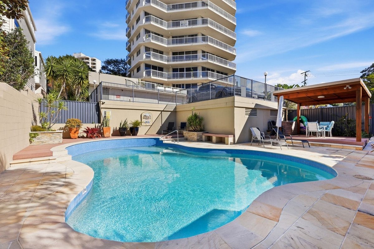 2/29 Ewart Street Burleigh Heads 21