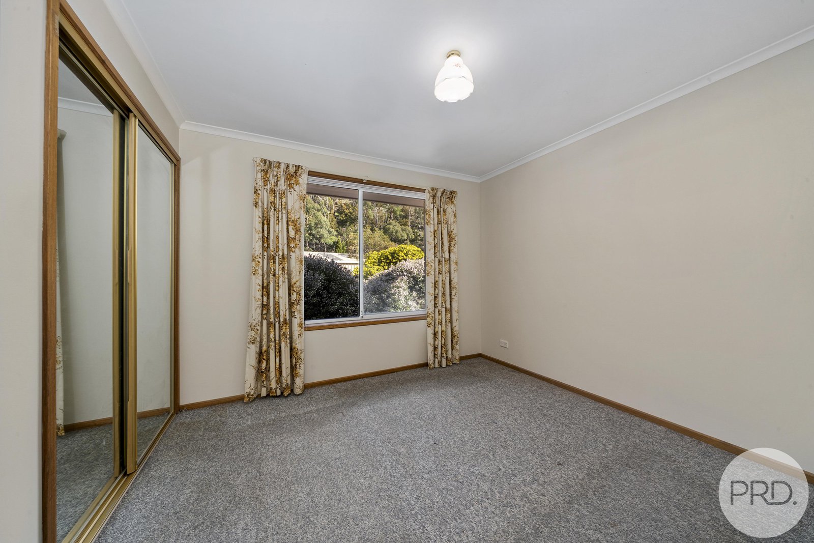 2/29 Harbord Road CLAREMONT 9
