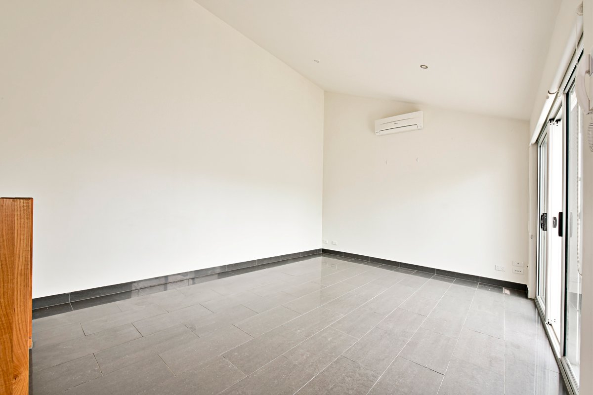 Gallery: 2/29 Holloway Street