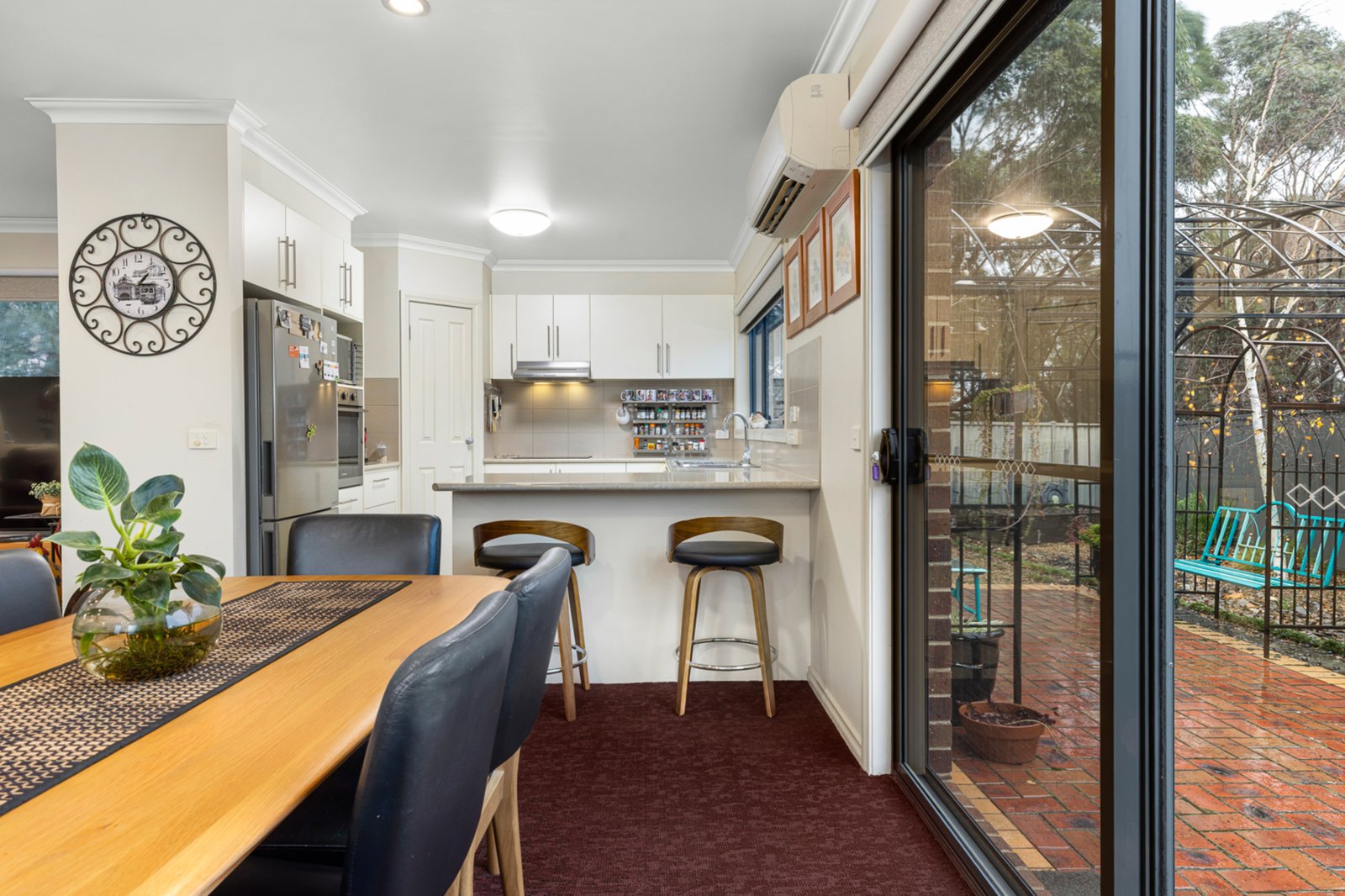 Gallery: 2/29 King George Way