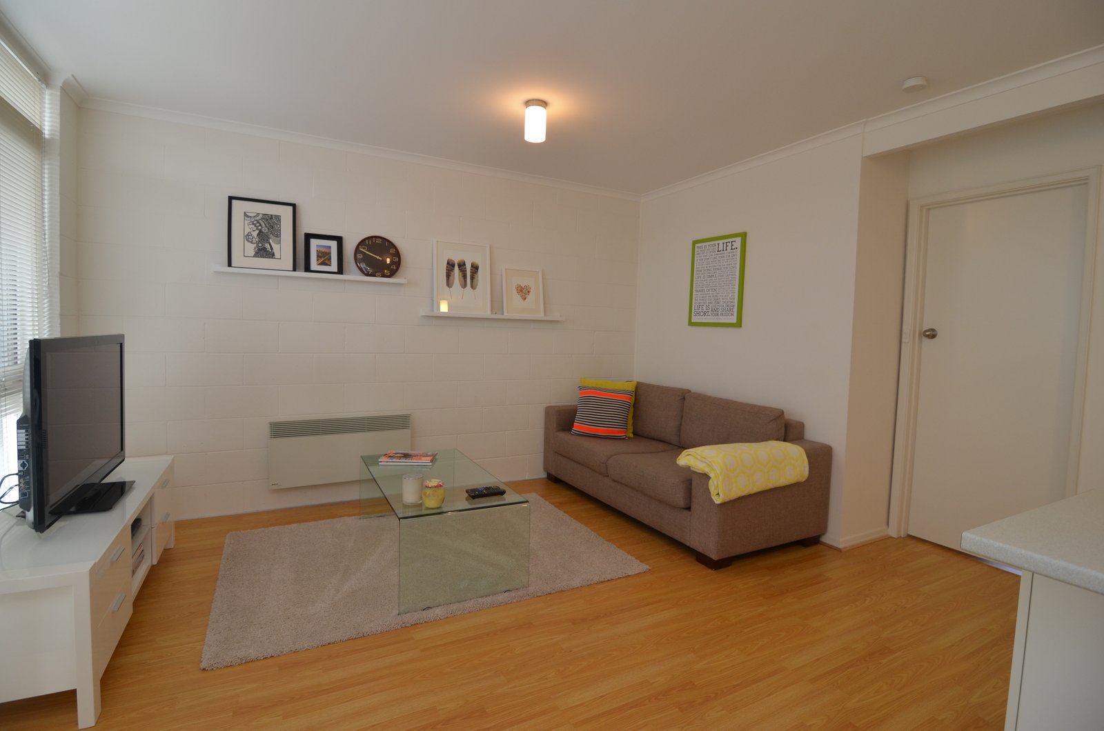 Gallery: 2/29 Knight Avenue