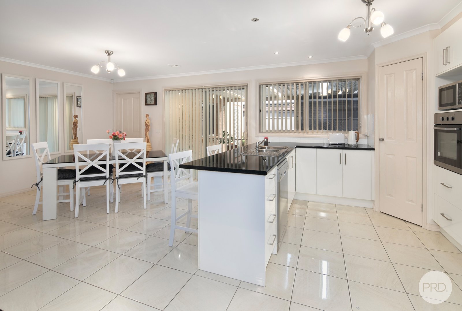 229 Kossuth Street SEBASTOPOL 3