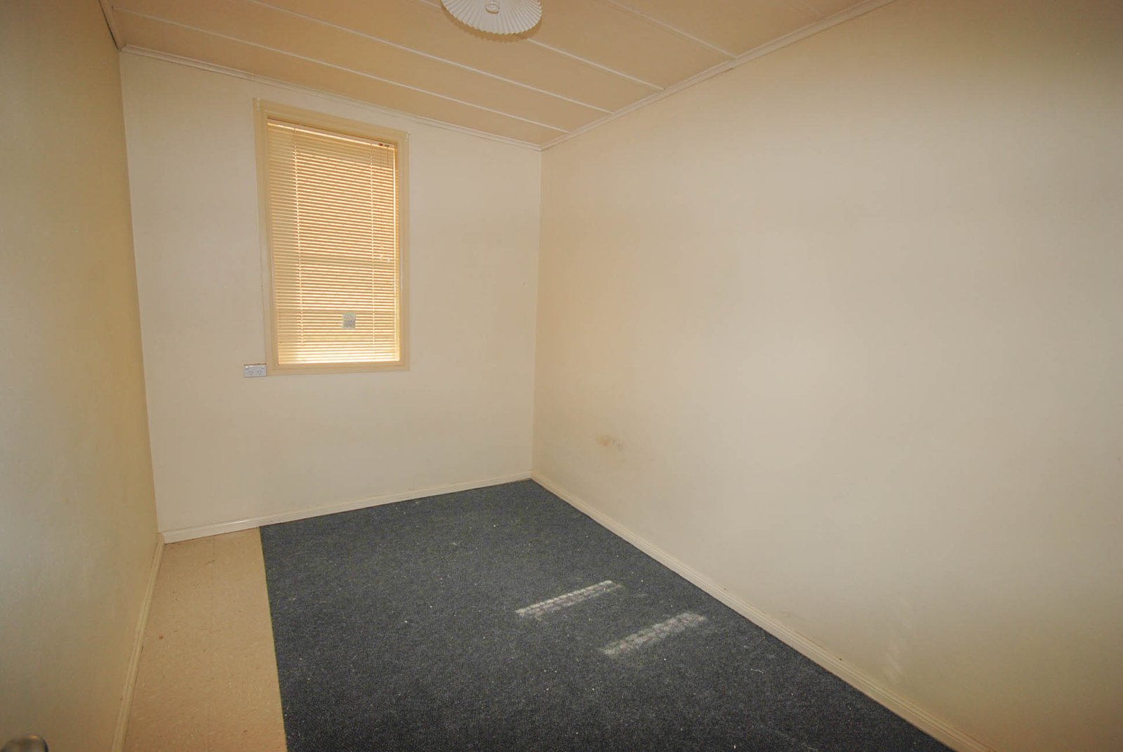 2/29 Mary Street NORTH WAGGA WAGGA 4