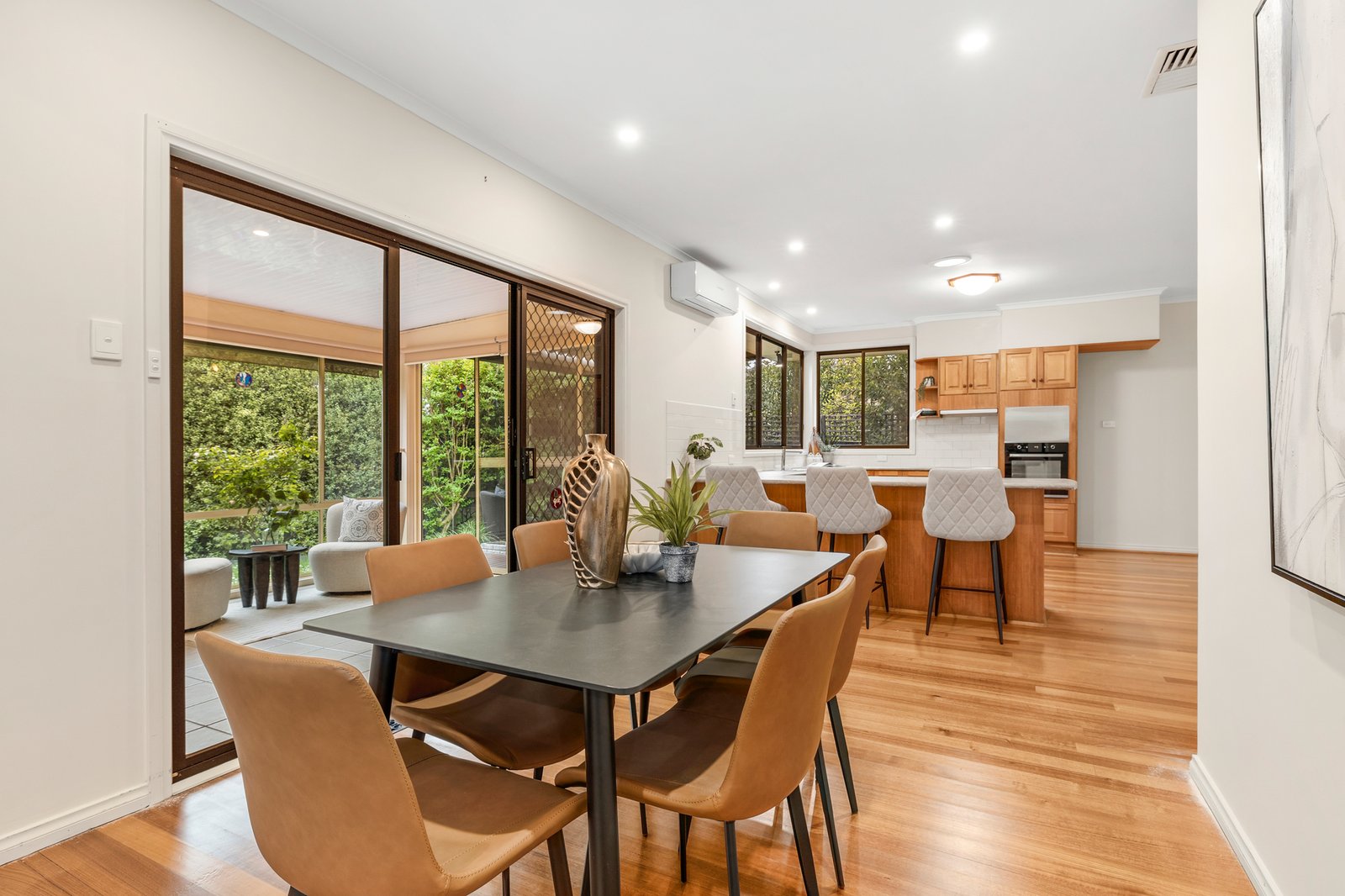 Gallery: 2/29 Mclochlan Street
