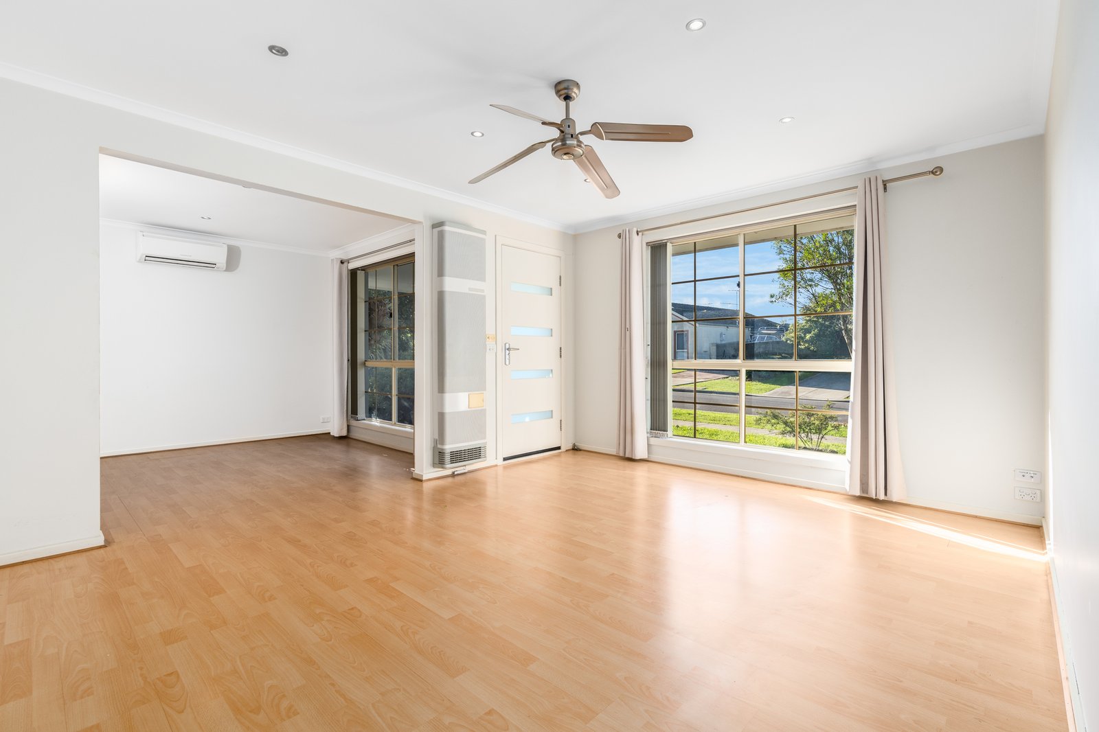 Gallery: 2/29 Odwyer Court