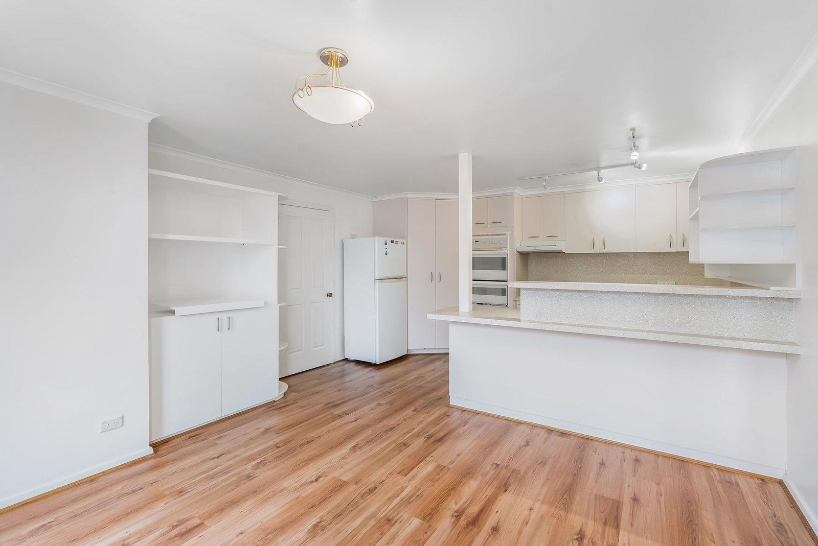 2/29 Red Chapel Avenue SANDY BAY 2