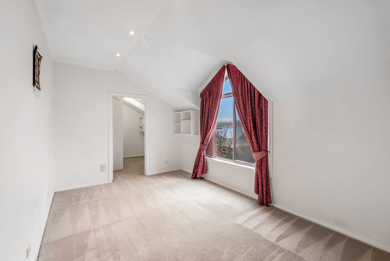 2/29 Red Chapel Avenue SANDY BAY 12