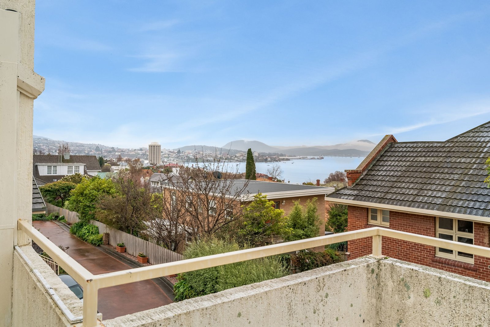 2/29 Red Chapel Avenue SANDY BAY 19