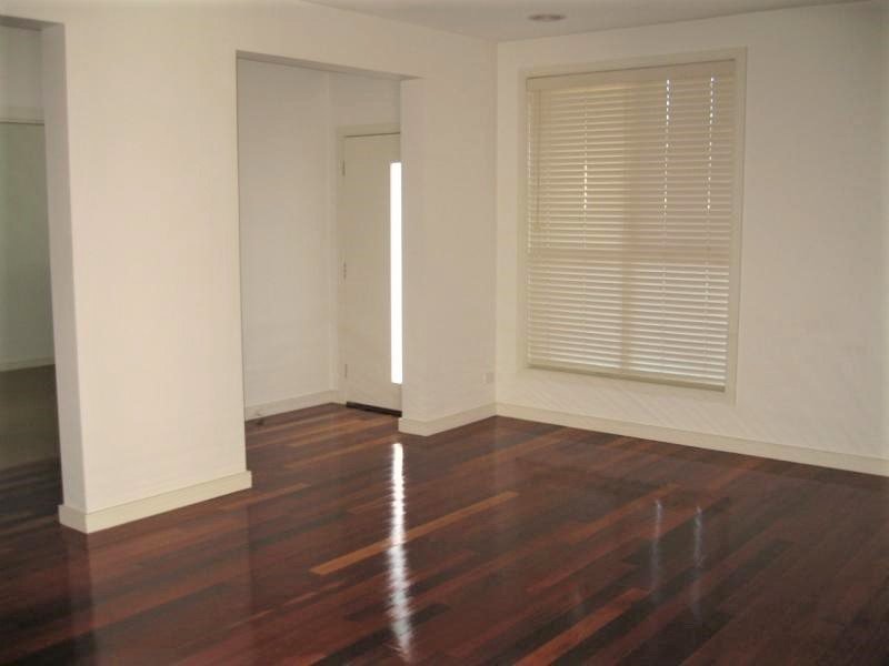 Gallery: 2/29 Simpson Drive
