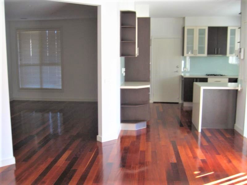 Gallery: 2/29 Simpson Drive