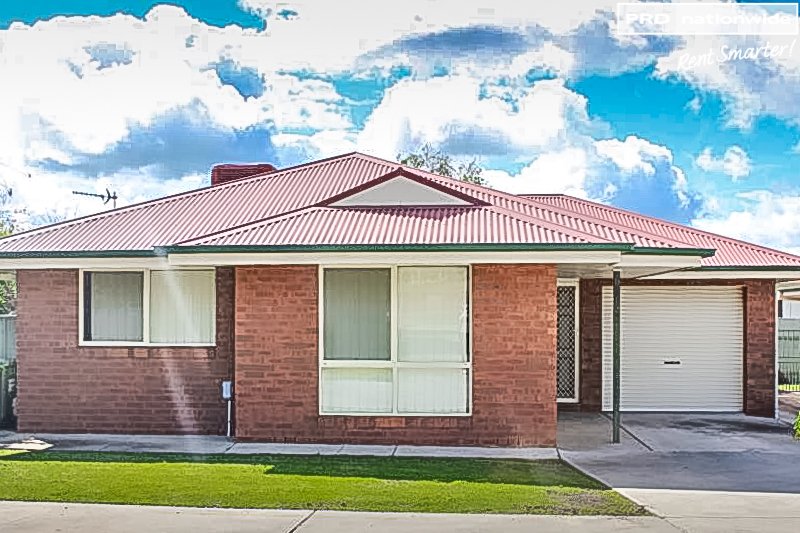 2/29 The Boulevarde  KOORINGAL 1