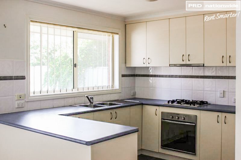 2/29 The Boulevarde  KOORINGAL 3