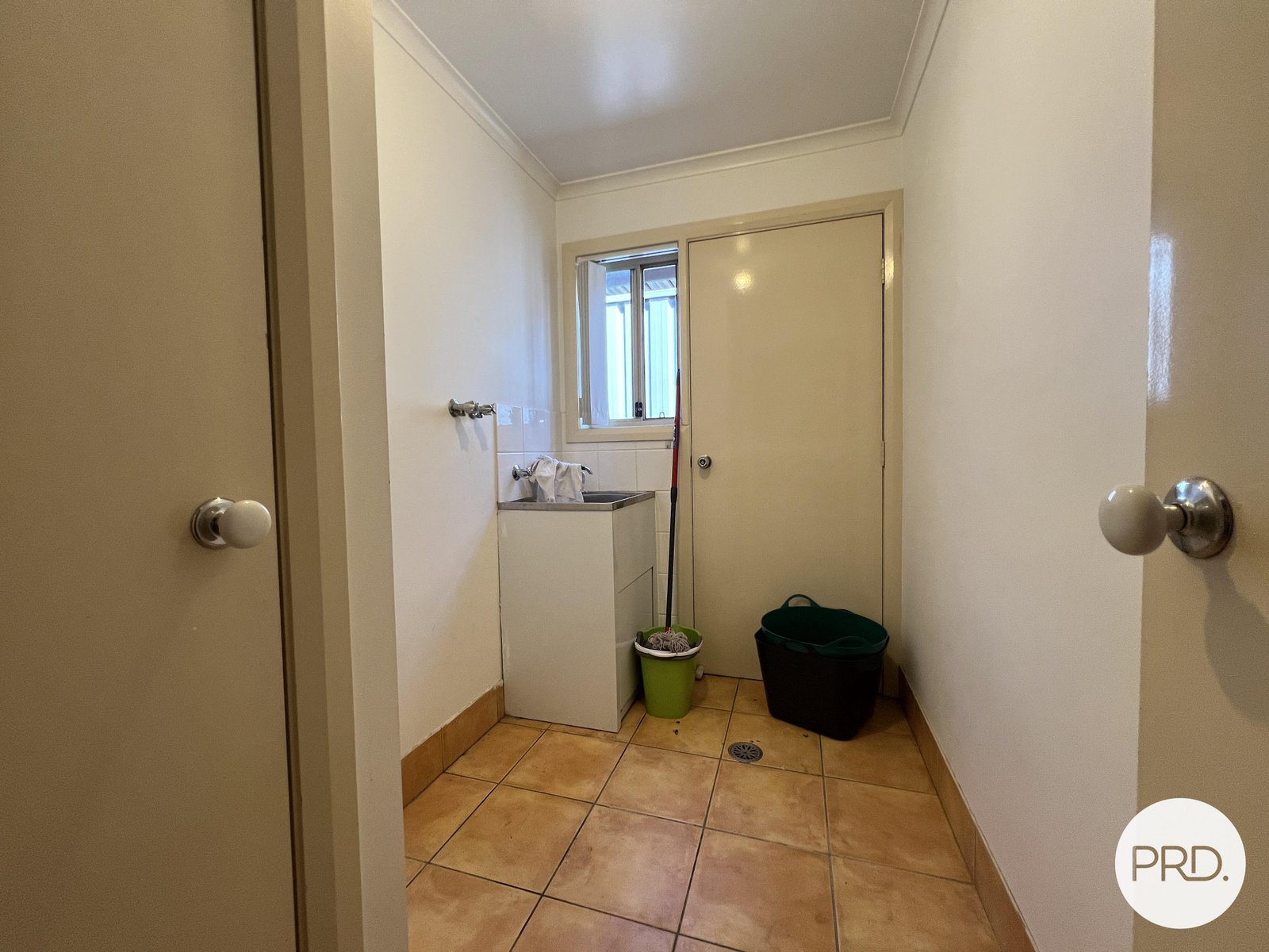 2/29 Thurralilly Street QUEANBEYAN EAST 8