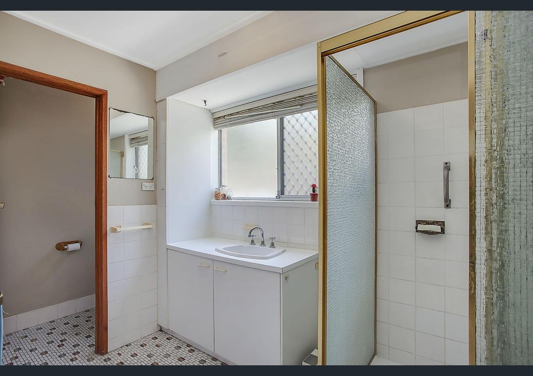 2/29 Twenty Seventh Avenue PALM BEACH 5