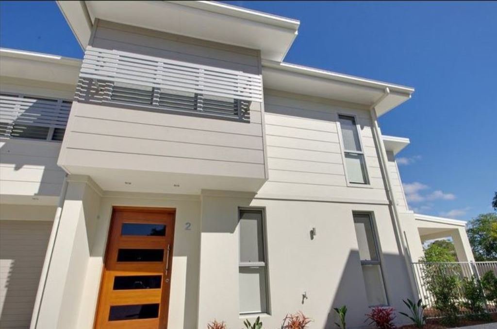 2/29 Ward Street SOUTHPORT 3