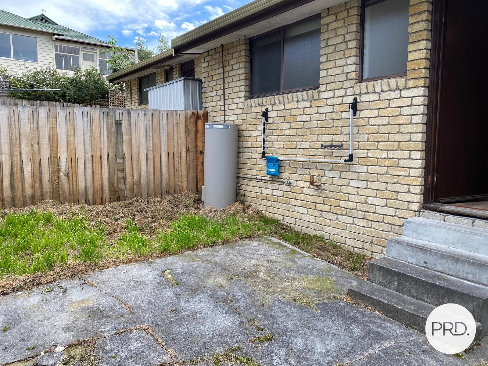 2/29 Wentworth Street SOUTH HOBART 10