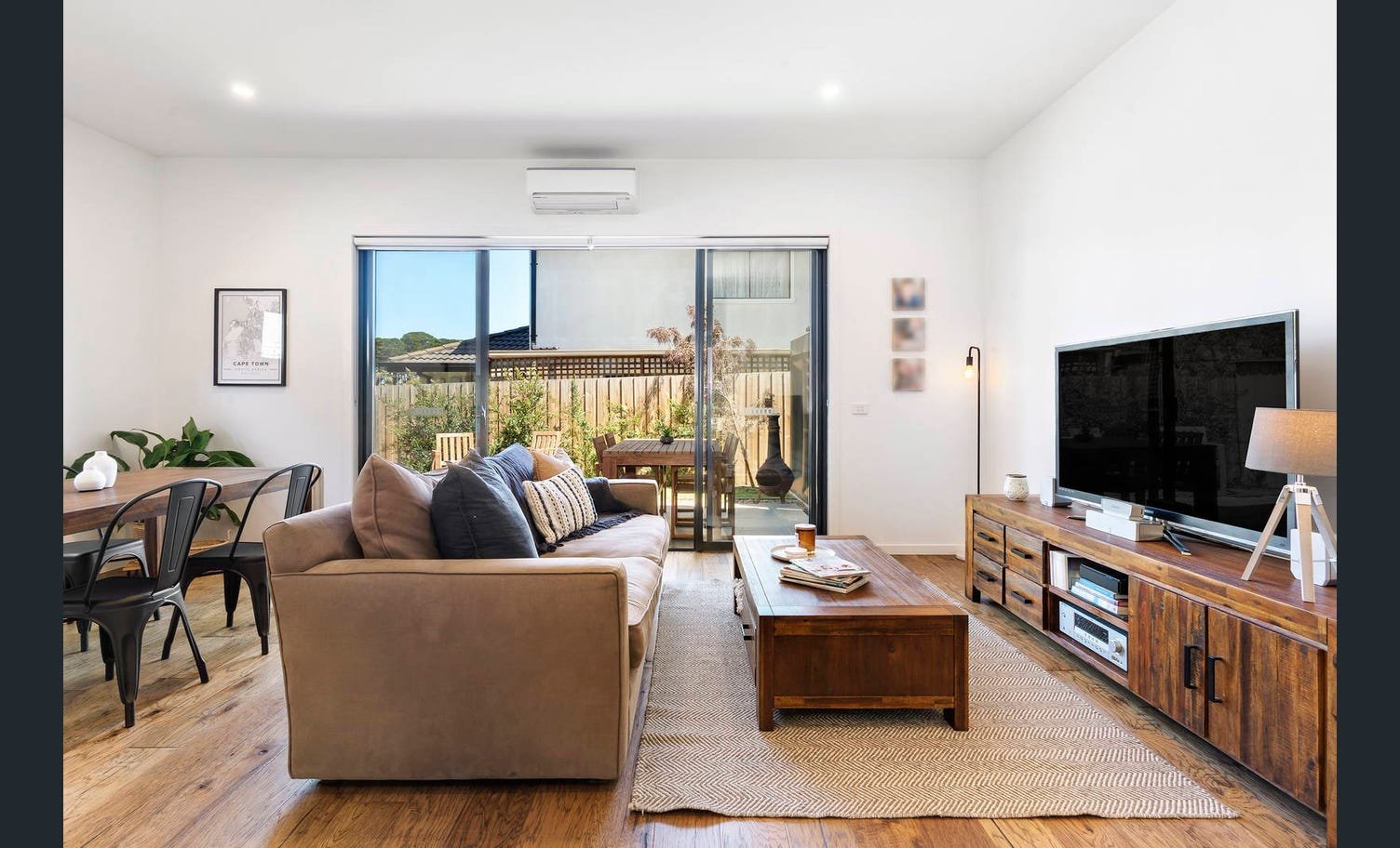 Real Estate and Property in 2/29 Worsley Avenue, Clayton South, VIC