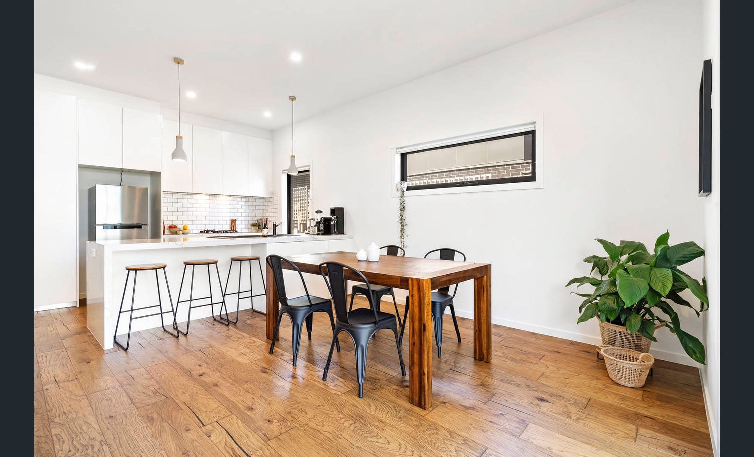 Real Estate and Property in 2/29 Worsley Avenue, Clayton South, VIC