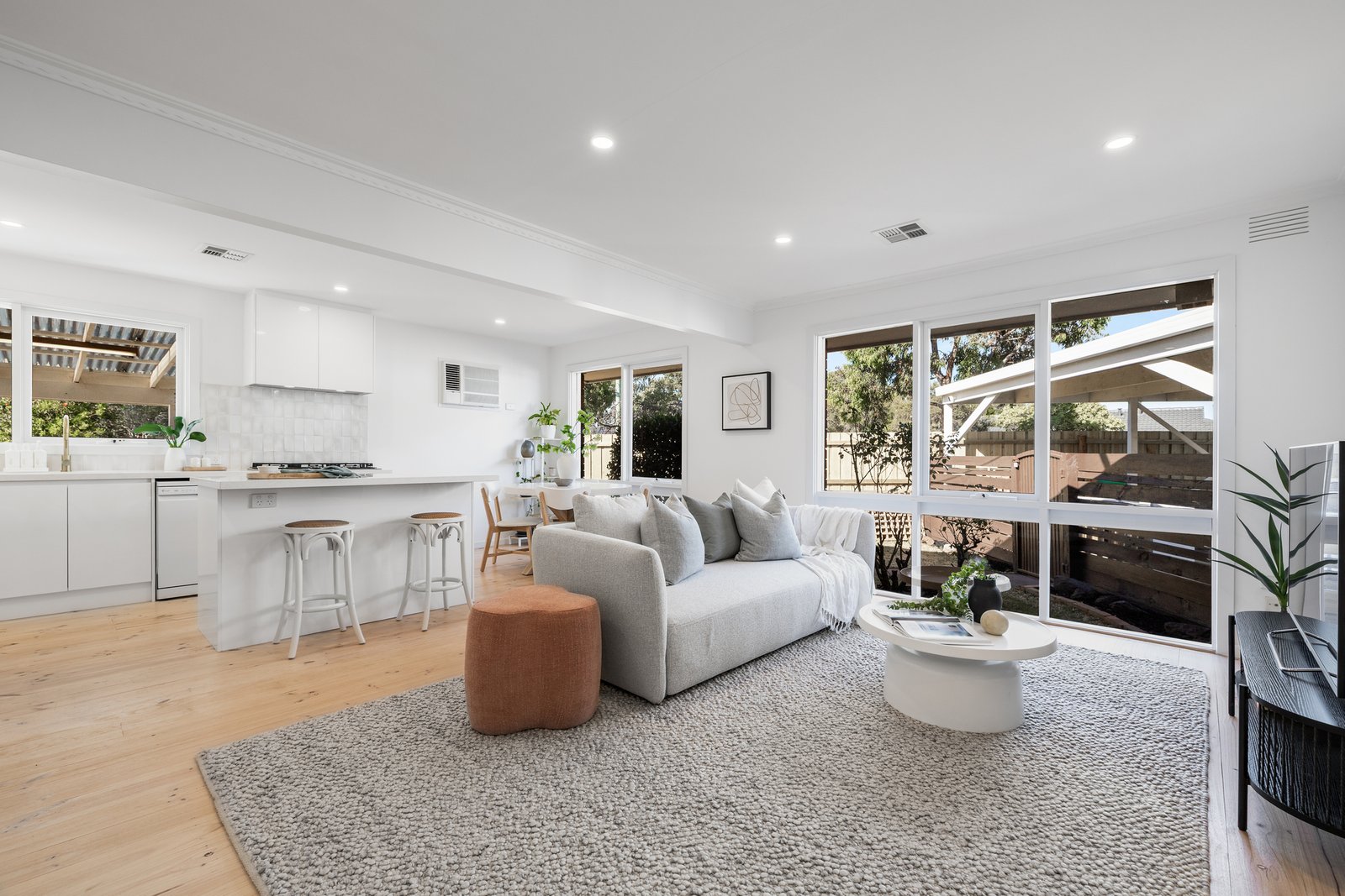 Gallery: 2/29 Wyong Court